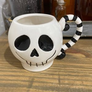 Boston Warehouse Halloween Skull Mug